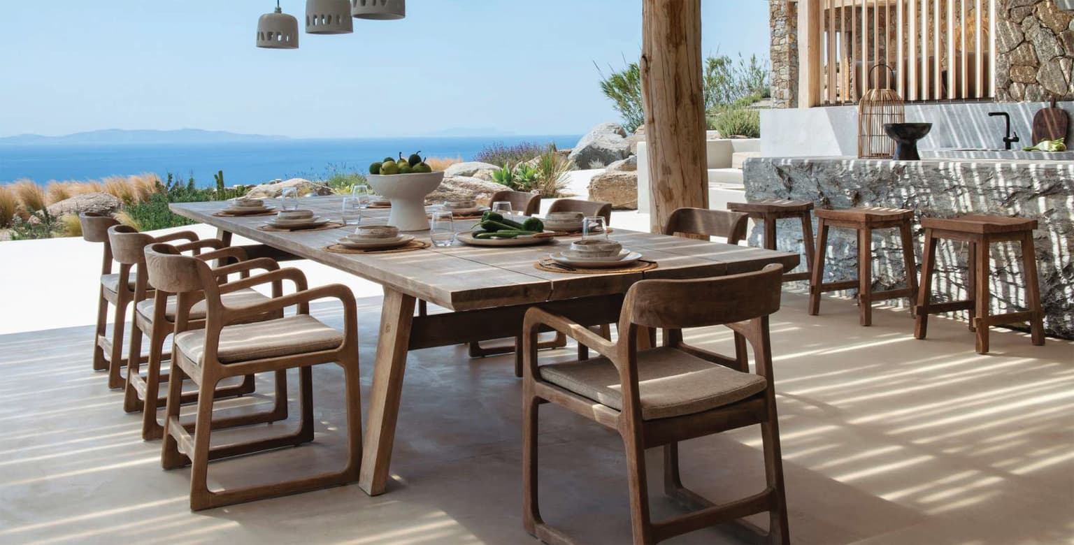 GOMMAIRE harmoniously blends with an architectural marvel in Mykonos, Greece