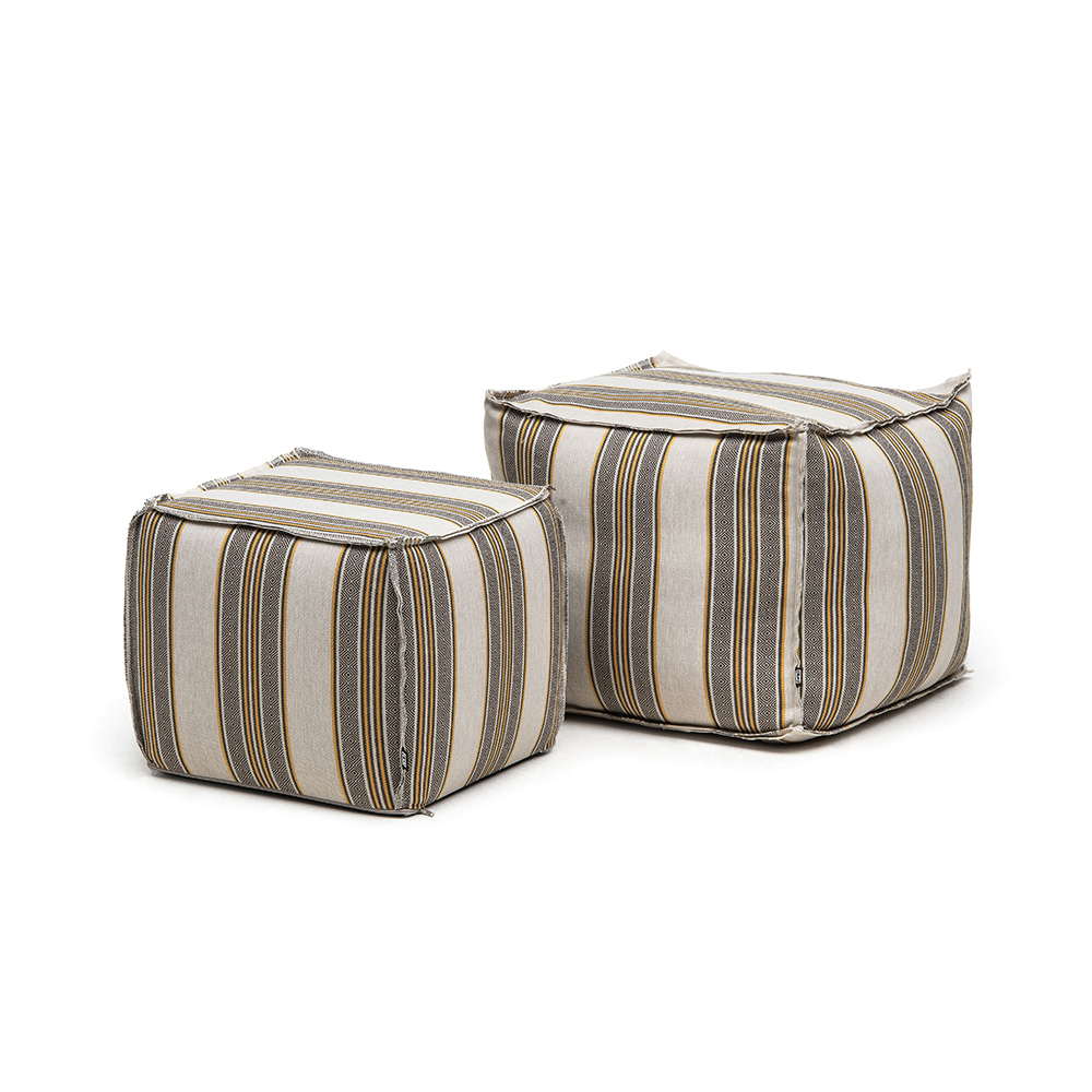 Gommaire-outdoor-fabric-accessories-square_hard_pouf_fluffy_piping-G559-K-Bruges